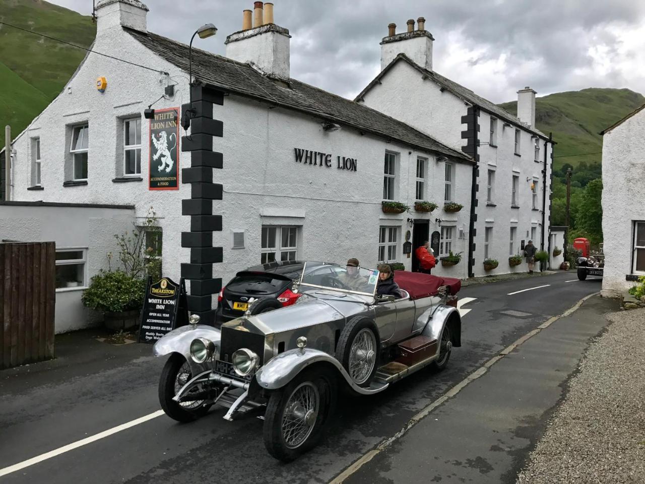 The White Lion Inn 펜리스 외부 사진