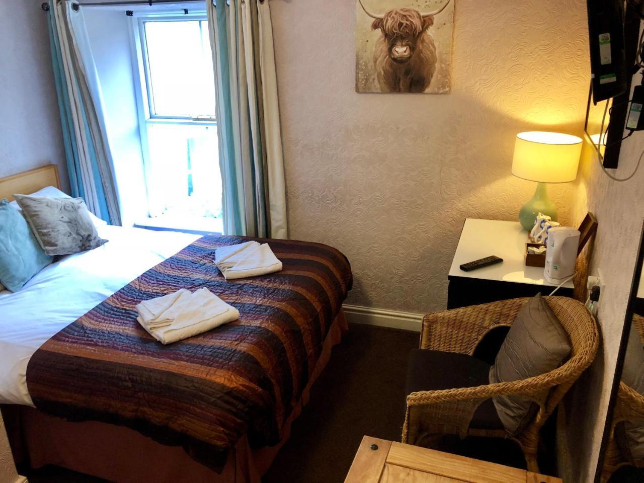 The White Lion Inn 펜리스 외부 사진